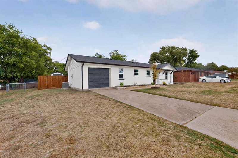 403 Glenn Drive, Weatherford TX 76086 - Photo 5