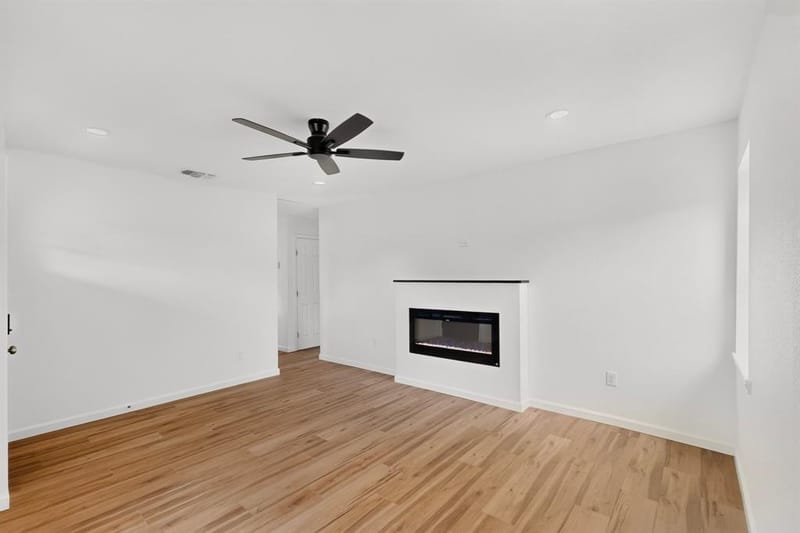 403 Glenn Drive, Weatherford TX 76086 - Photo 8