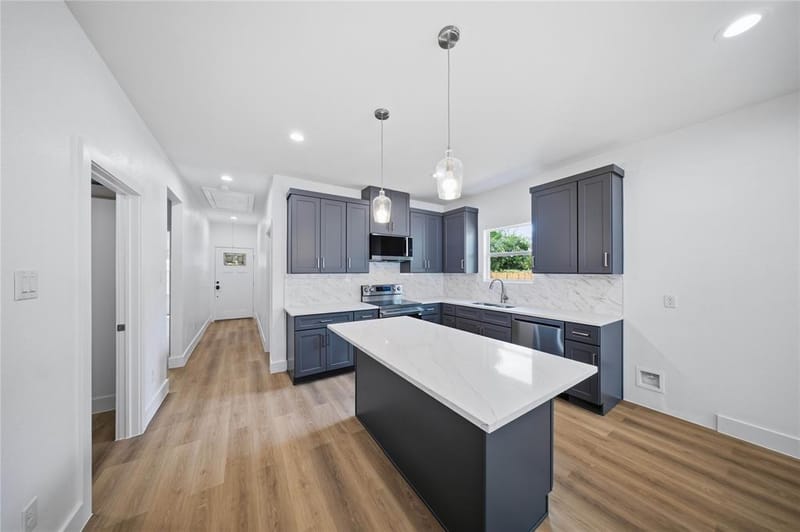 3621 MEYERS Street, Dallas TX 75215 - Photo 8