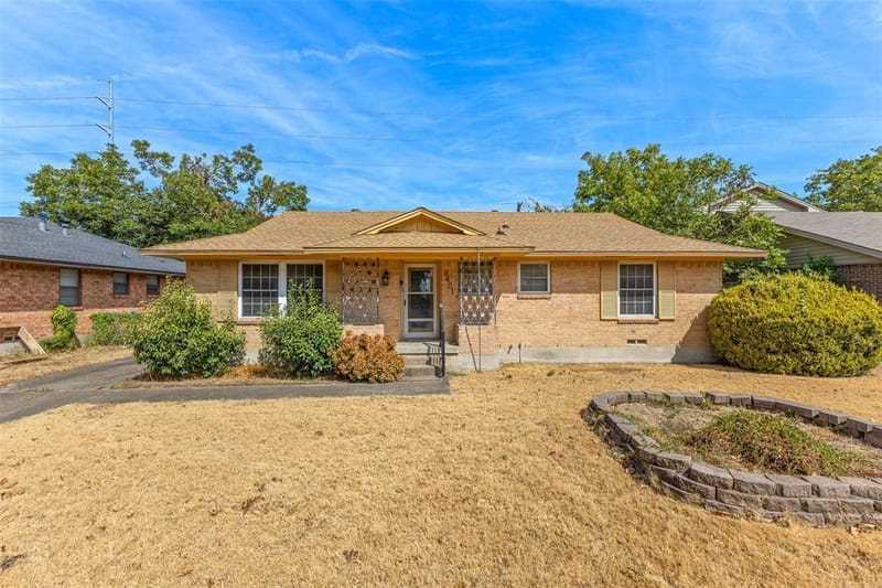 2401 Cardinal Lane, Garland TX 75042 - Photo 2