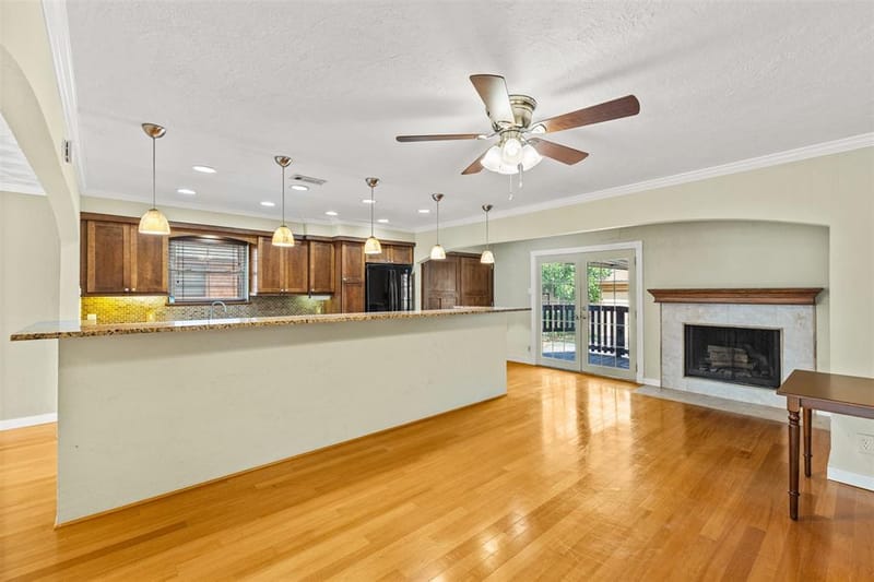 2401 Cardinal Lane, Garland TX 75042 - Photo 7
