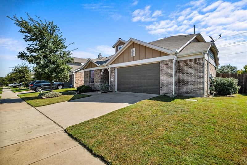 1105 Freesia Drive, Little Elm TX 75068 - Photo 2