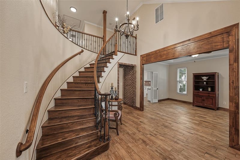 1800 Trail Lake Drive, Euless TX 76039 - Photo 13