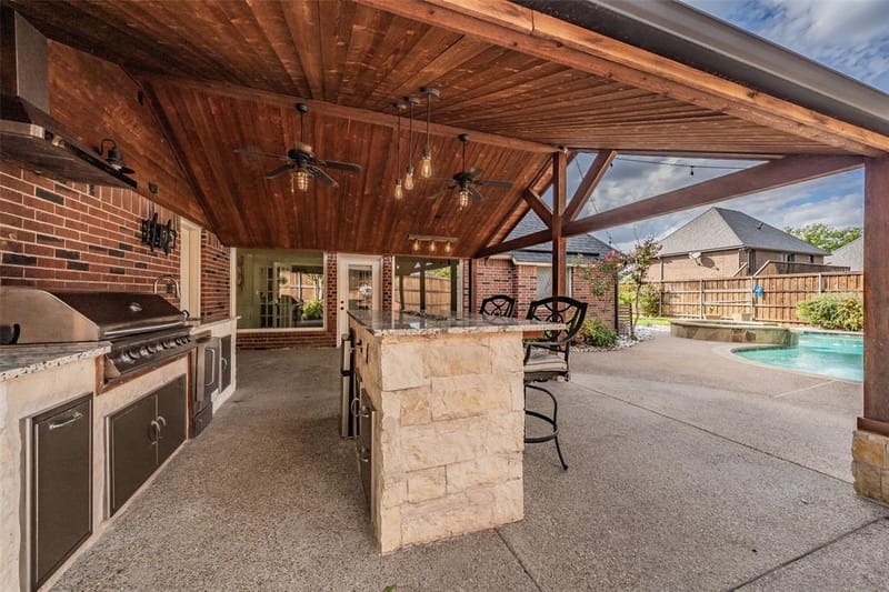 1800 Trail Lake Drive, Euless TX 76039 - Photo 9