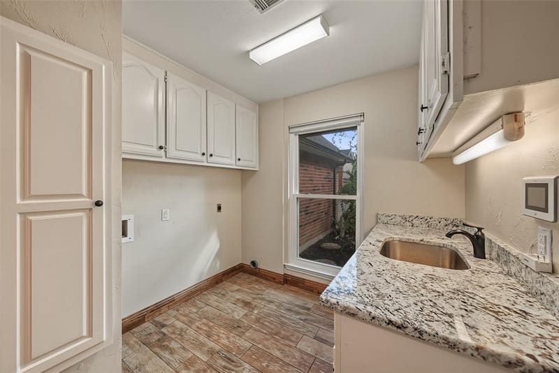 1800 Trail Lake Drive, Euless TX 76039 - Photo 24