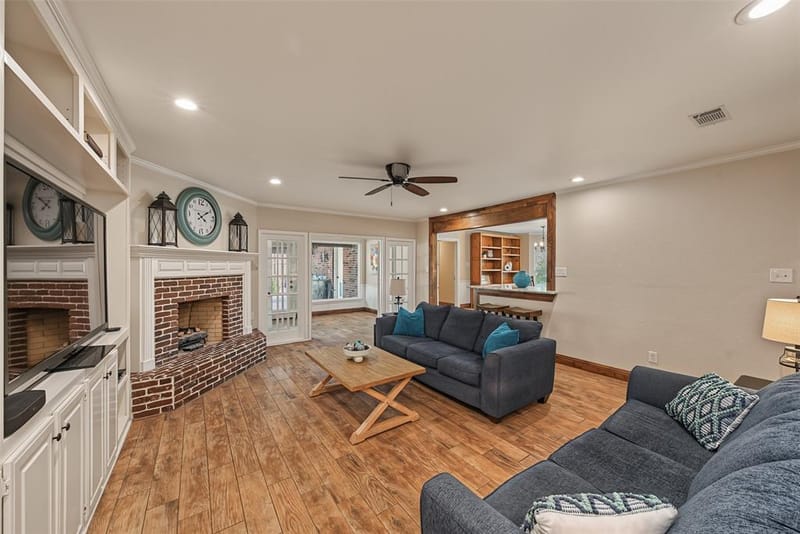 1800 Trail Lake Drive, Euless TX 76039 - Photo 15