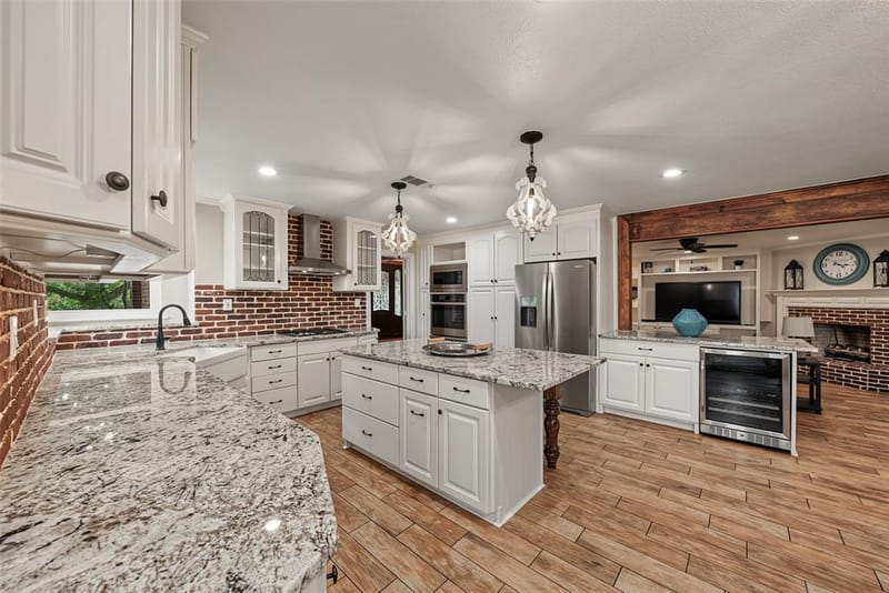 1800 Trail Lake Drive, Euless TX 76039 - Photo 19