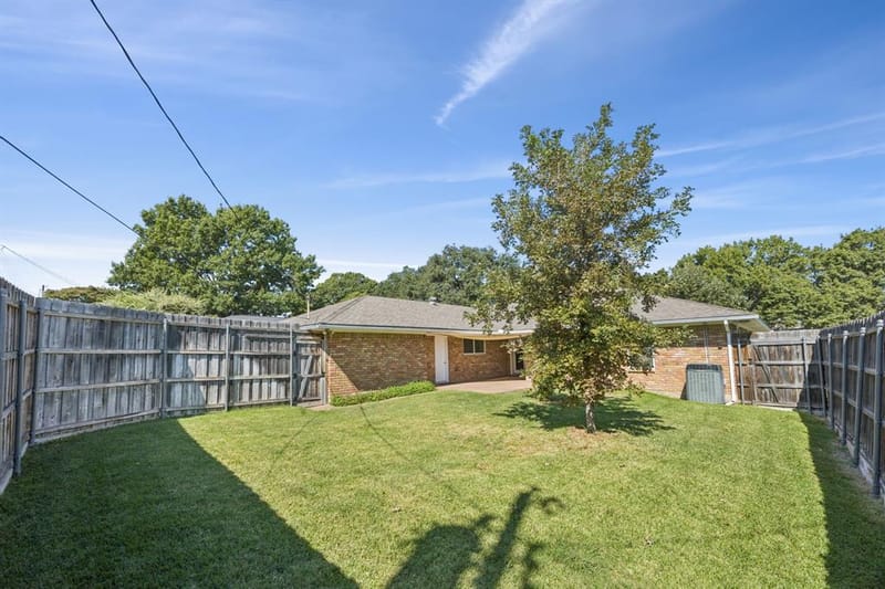 9536 Millridge Drive, Dallas TX 75243 - Photo 24