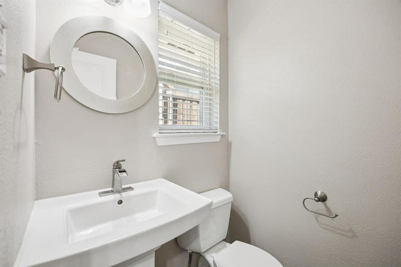 9536 Millridge Drive, Dallas TX 75243 - Photo 15