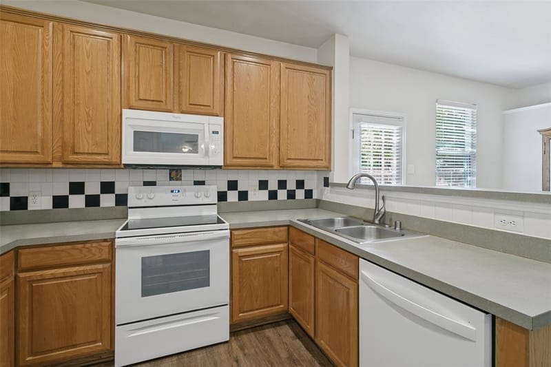 8405 Ram Ridge Road, Fort Worth TX 76137 - Photo 12