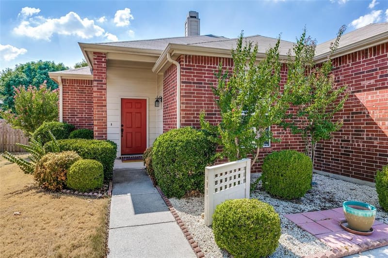 8405 Ram Ridge Road, Fort Worth TX 76137 - Photo 3