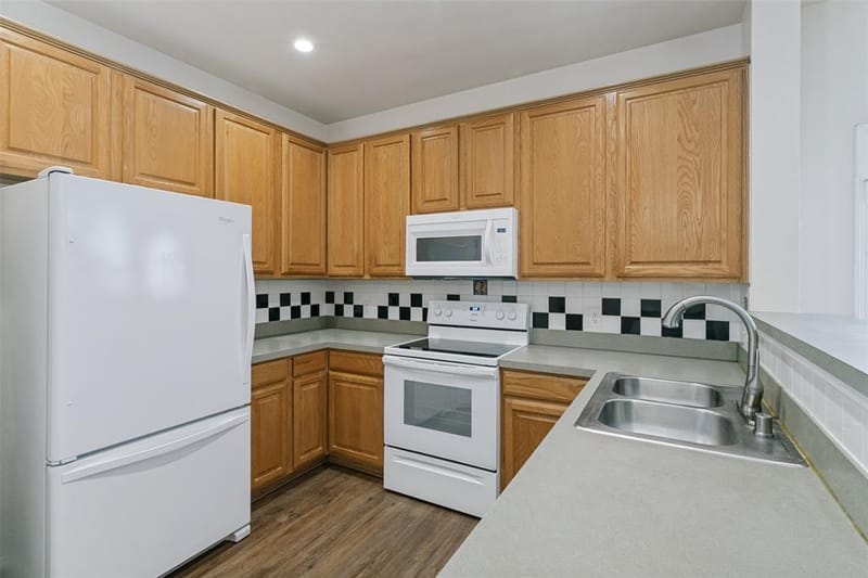 8405 Ram Ridge Road, Fort Worth TX 76137 - Photo 11