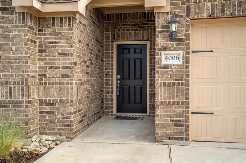 4006 Lakeview Drive, Sanger TX 76266 - Photo 4