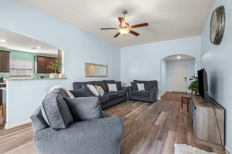 4006 Lakeview Drive, Sanger TX 76266 - Photo 8