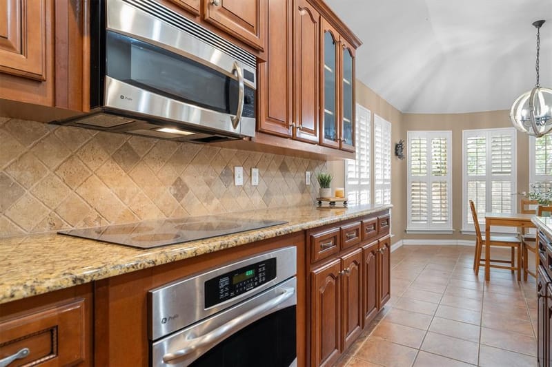 8151 Holliday Road, Lantana TX 76226 - Photo 17