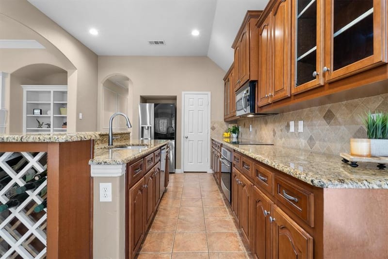 8151 Holliday Road, Lantana TX 76226 - Photo 16