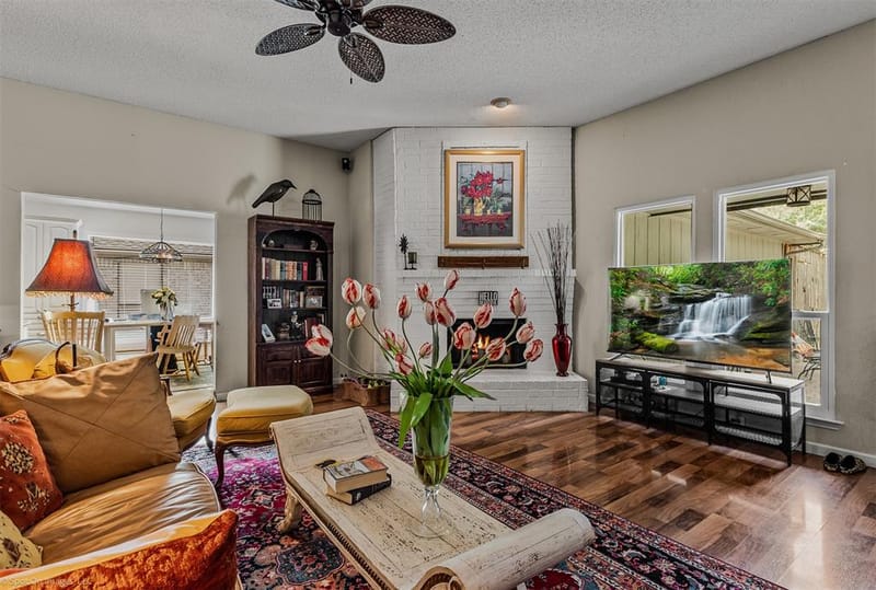 5221 Wood Creek Lane, Garland TX 75044 - Photo 6