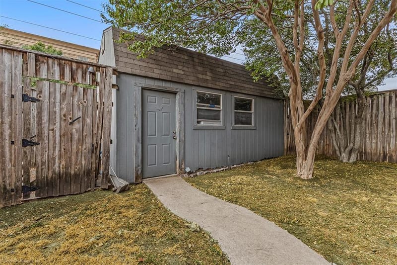 5221 Wood Creek Lane, Garland TX 75044 - Photo 22
