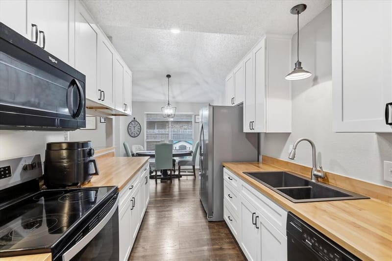 6025 Kimberly Court, Haltom City TX 76137 - Photo 7