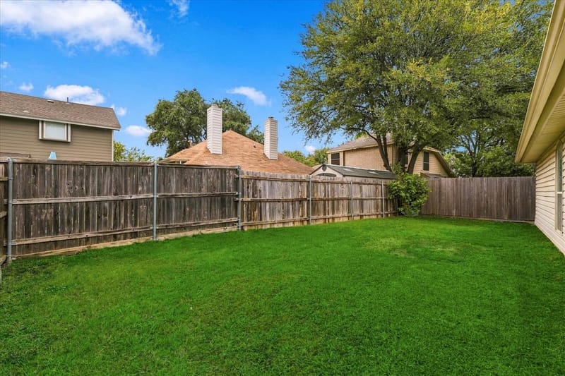 6025 Kimberly Court, Haltom City TX 76137 - Photo 20