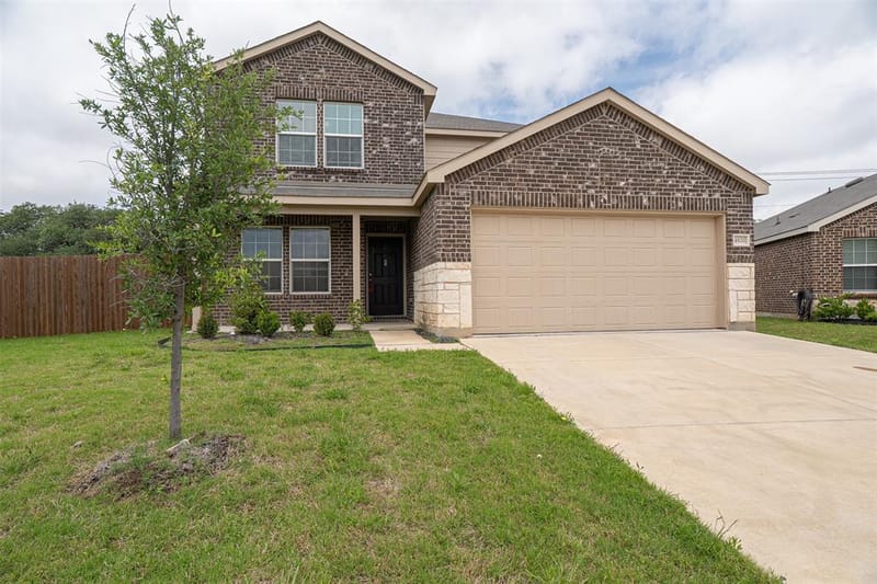 4620 Knoll Gardens Way, Fort Worth TX 76036 - Photo 2