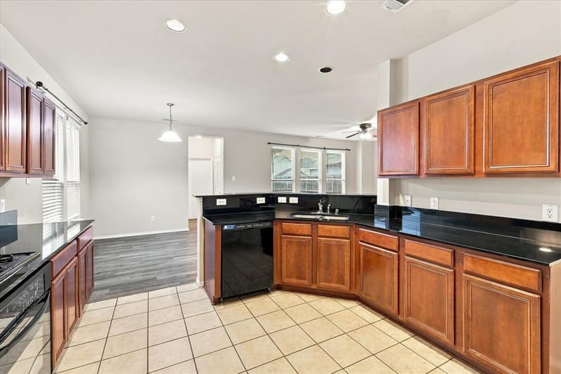7105 Cotton Seed Drive, McKinney TX 75070 - Photo 8