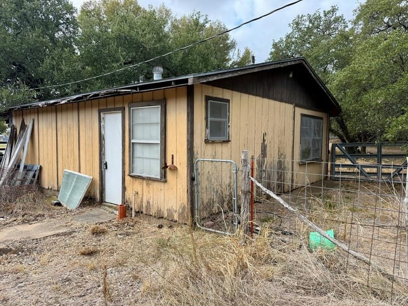 212 County Road 1746, Clifton TX 76634 - Photo 17