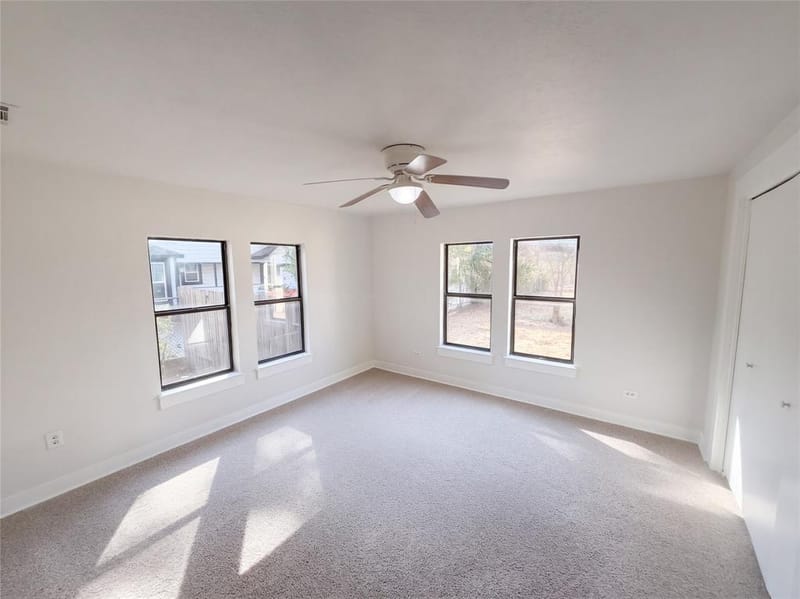 5609 Baylor Avenue, River Oaks TX 76114 - Photo 8