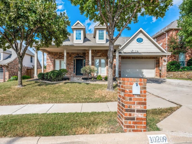 10209 Cantana Court, Fort Worth TX 76244