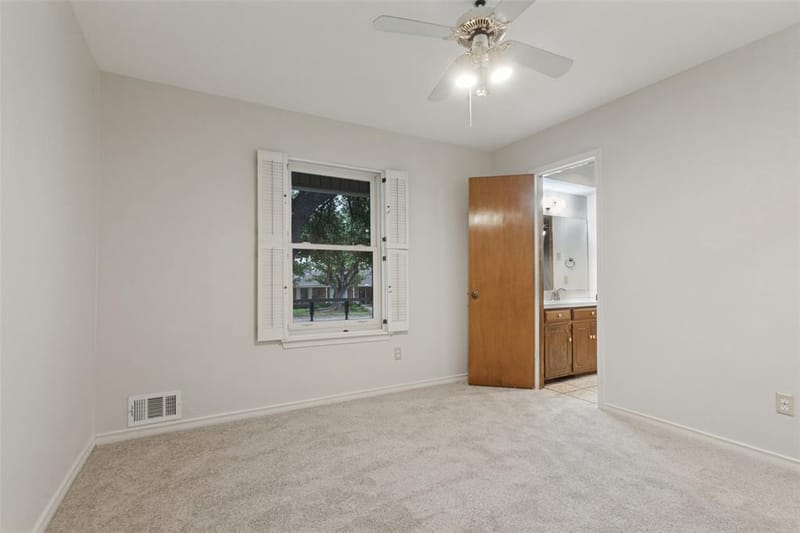9433 Meadowknoll Drive, Dallas TX 75243 - Photo 23