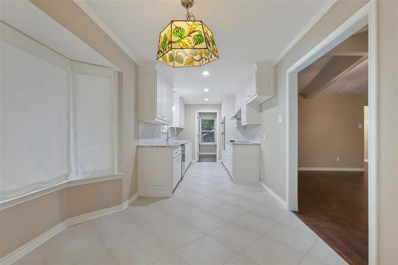 9433 Meadowknoll Drive, Dallas TX 75243 - Photo 13