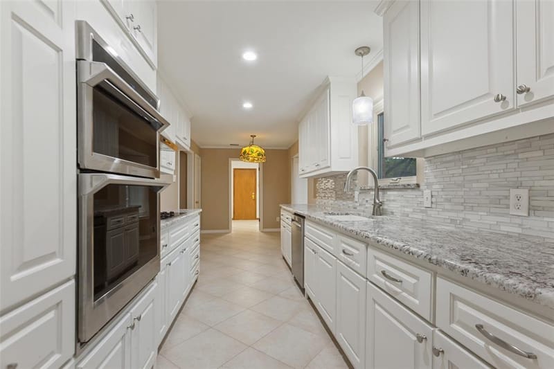 9433 Meadowknoll Drive, Dallas TX 75243 - Photo 15