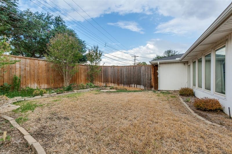 9433 Meadowknoll Drive, Dallas TX 75243 - Photo 25