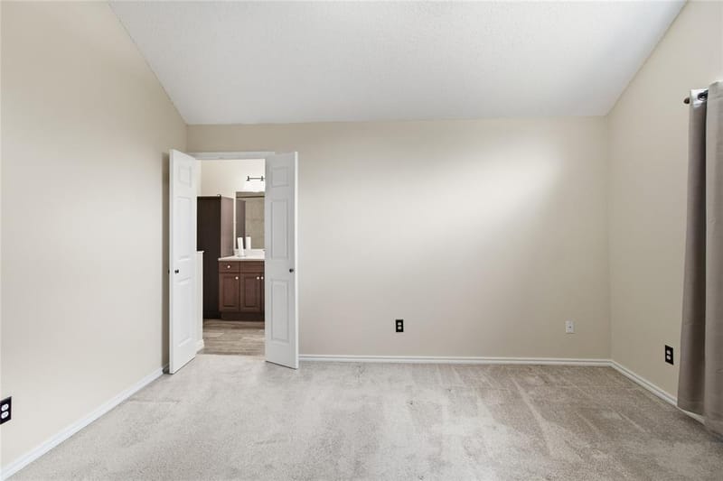 814 Rawlins Drive, Lancaster TX 75146 - Photo 20