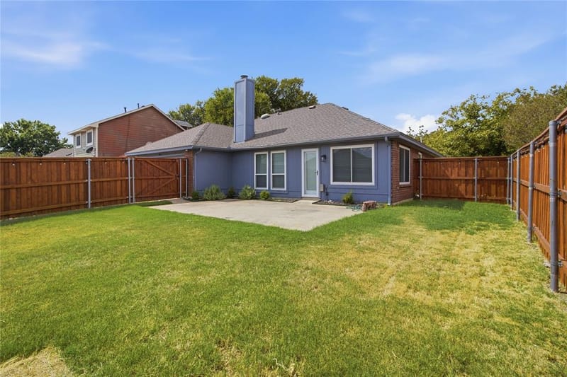 814 Rawlins Drive, Lancaster TX 75146 - Photo 25