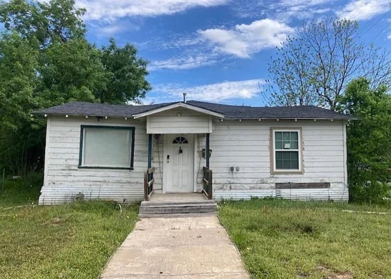 2434 S 9th Street, Waco TX 76706