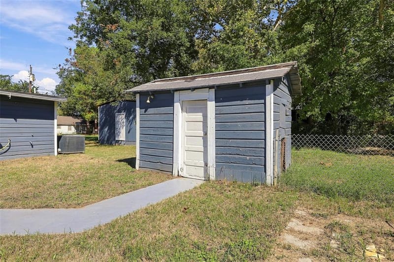 2530 W Elm Street, Denison TX 75020 - Photo 36