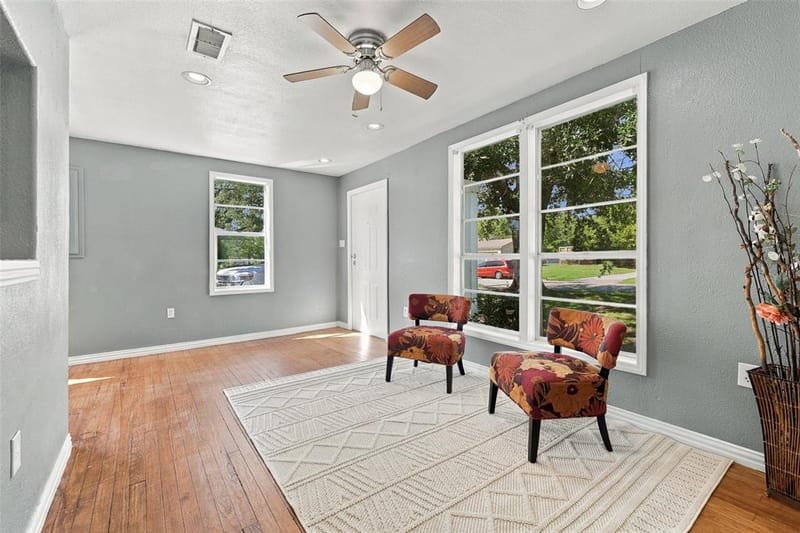 2530 W Elm Street, Denison TX 75020 - Photo 11