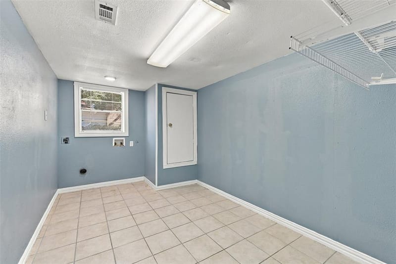 2530 W Elm Street, Denison TX 75020 - Photo 31