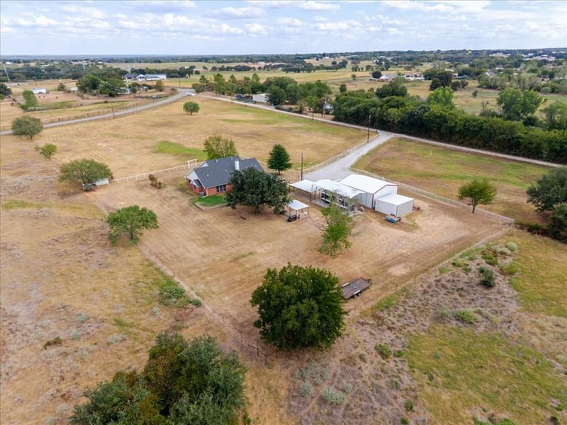 2400 Springfield Road, Springtown TX 76082 - Photo 27