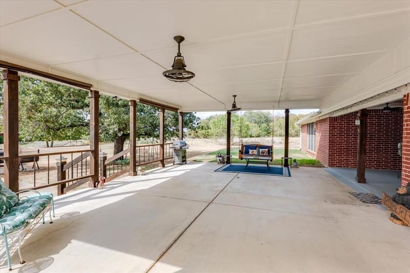 2400 Springfield Road, Springtown TX 76082 - Photo 22