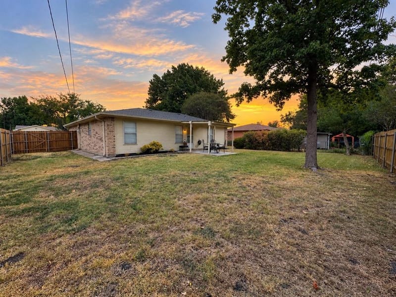 220 Etta Avenue, Waxahachie TX 75165 - Photo 12