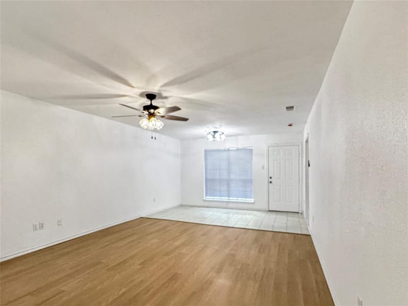 2614 Macon Street, Dallas TX 75215 - Photo 2