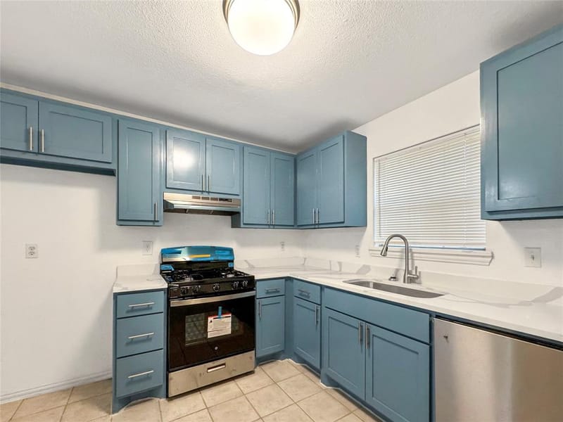 2614 Macon Street, Dallas TX 75215 - Photo 3