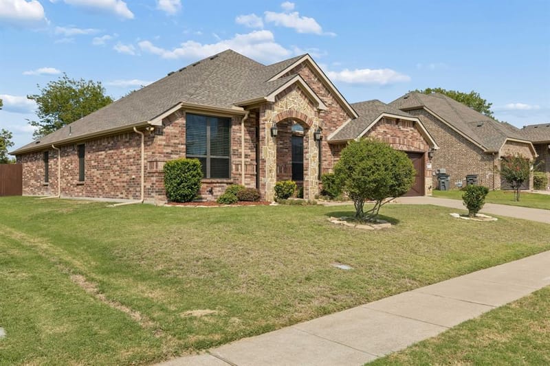 202 Champion Drive, Wylie TX 75098 - Photo 3