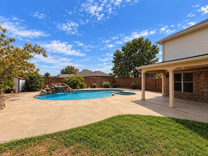 1078 Atlanta, Nevada TX 75173 - Photo 4