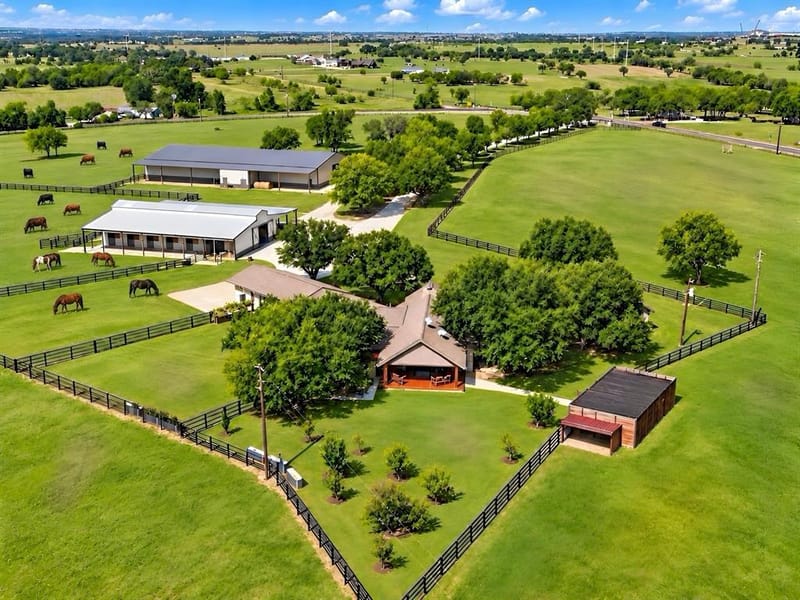 3601 W Fm 4, Cleburne TX 76033