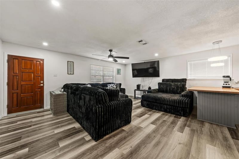 6313 May Drive, Waco TX 76710 - Photo 2
