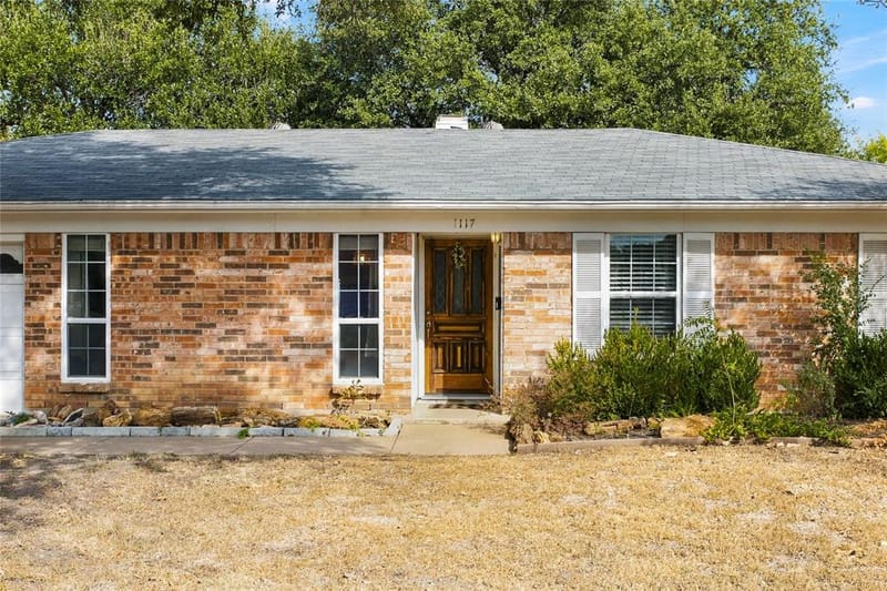 1117 Cozby Street E, Benbrook TX 76126 - Photo 22