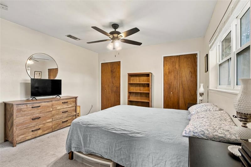 1117 Cozby Street E, Benbrook TX 76126 - Photo 10